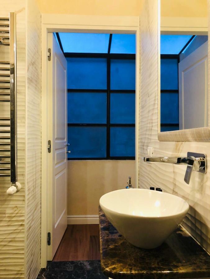 Luxury Apartment Frattina 34 Anelli Rome Buitenkant foto